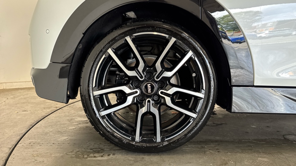 MINI Cooper 2.0 S Sport 5dr Auto Petrol Hatchback - Image 7