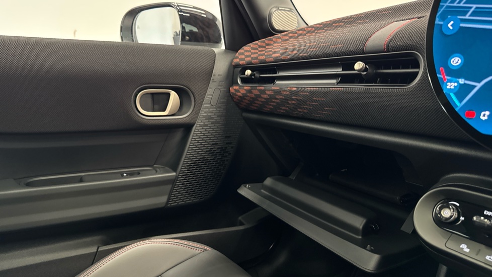 MINI Cooper 2.0 S Sport 5dr Auto Petrol Hatchback - Image 33