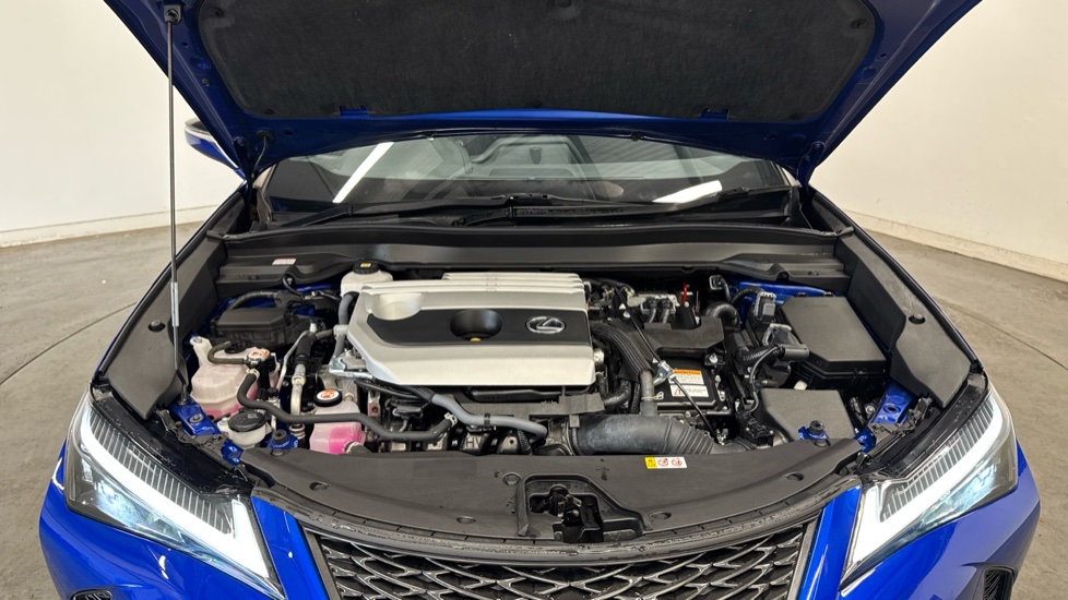 Lexus UX 250h 2.0 F-Sport Design 5dr CVT Hybrid Hatchback - Image 8