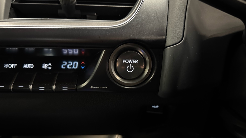Lexus UX 250h 2.0 F-Sport Design 5dr CVT Hybrid Hatchback - Image 33