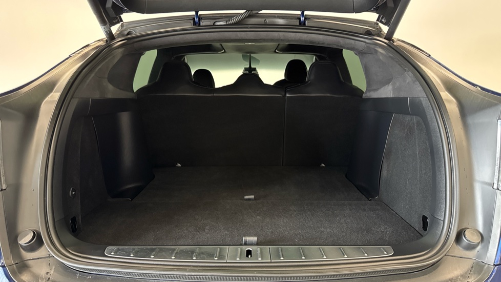 Tesla Model X Performance Ludicrous AWD 5dr Auto [6 Seat] Electric Hatchback - Image 4