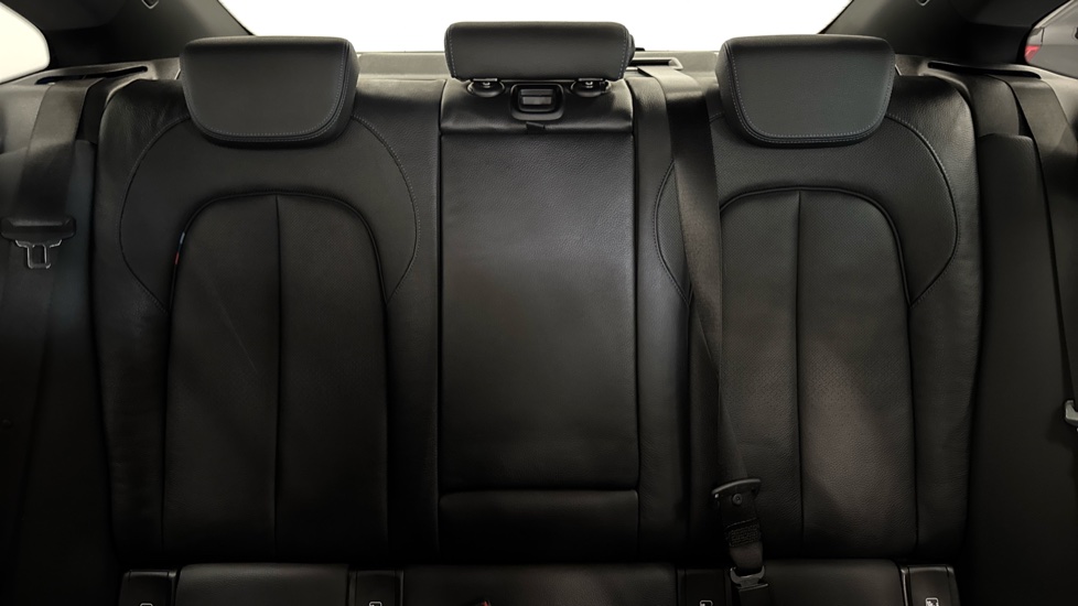 BMW 2 Series 218i M Sport 4dr DCT Petrol Saloon - Image 15