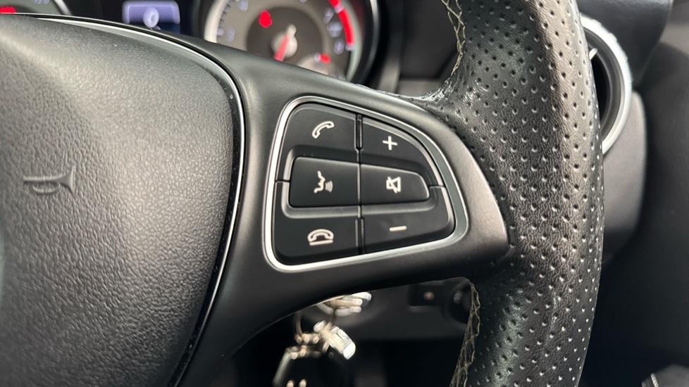Mercedes-Benz GLA 200 Sport 5dr Petrol Hatchback - Image 29