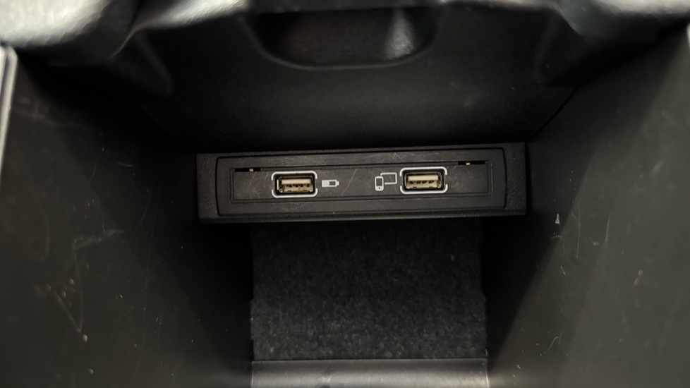 Mercedes-Benz GLA 200 Sport 5dr Petrol Hatchback - Image 36
