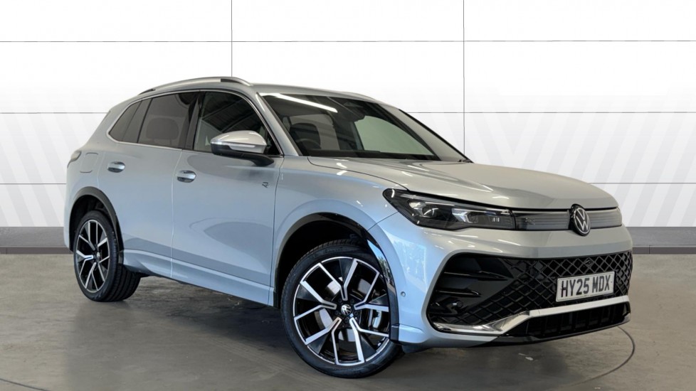 Volkswagen Tiguan 1.5 TSI eHybrid R-Line 5dr DSG Estate - Image 1