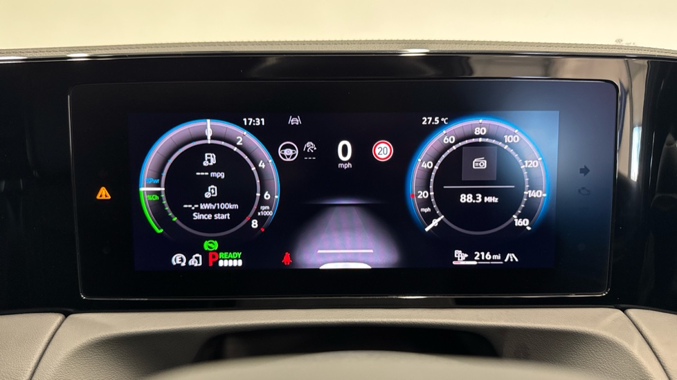 Volkswagen Tiguan 1.5 TSI eHybrid R-Line 5dr DSG Estate - Image 18