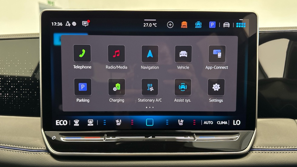 Volkswagen Tiguan 1.5 TSI eHybrid R-Line 5dr DSG Estate - Image 42