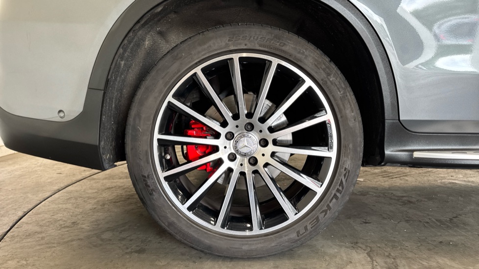 Mercedes-Benz GLC 220d 4Matic AMG Line Premium 5dr 9G-Tronic Diesel Estate - Image 7
