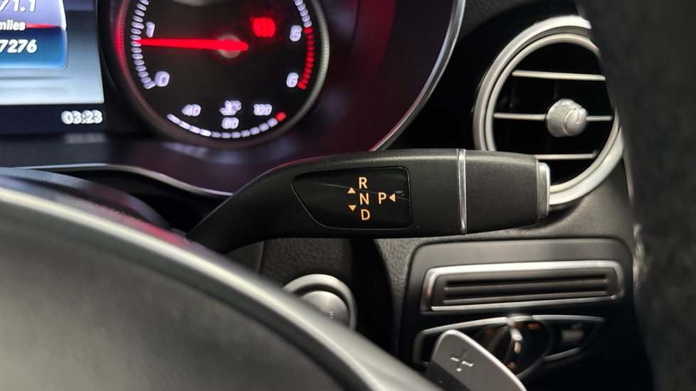 Mercedes-Benz GLC 220d 4Matic AMG Line Premium 5dr 9G-Tronic Diesel Estate - Image 13