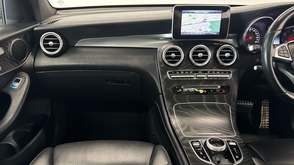 Mercedes-Benz GLC 220d 4Matic AMG Line Premium 5dr 9G-Tronic Diesel Estate - Image 14