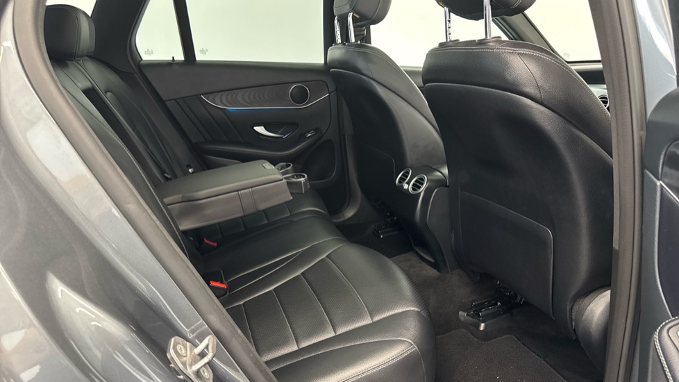 Mercedes-Benz GLC 220d 4Matic AMG Line Premium 5dr 9G-Tronic Diesel Estate - Image 22