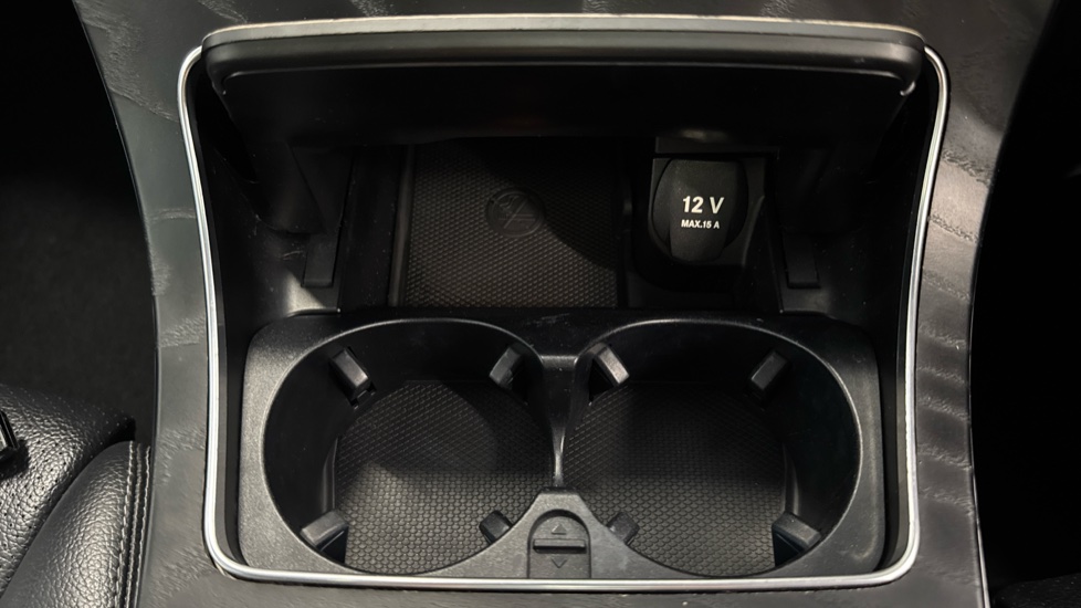 Mercedes-Benz GLC 220d 4Matic AMG Line Premium 5dr 9G-Tronic Diesel Estate - Image 33