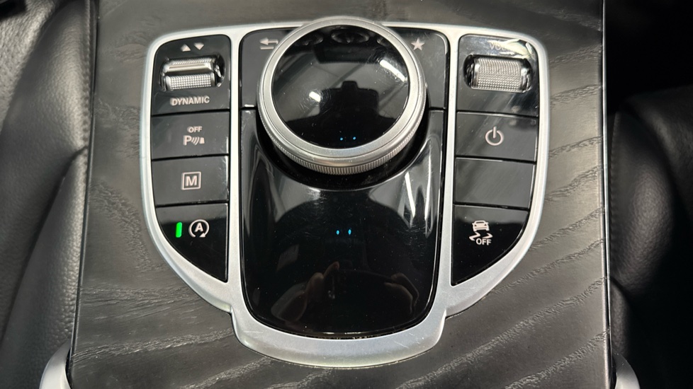 Mercedes-Benz GLC 220d 4Matic AMG Line Premium 5dr 9G-Tronic Diesel Estate - Image 34