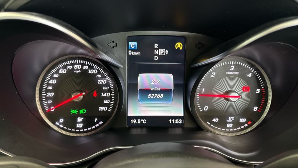 Mercedes-Benz C-Class C220 BlueTEC Sport 4dr Auto Diesel Saloon - Image 18