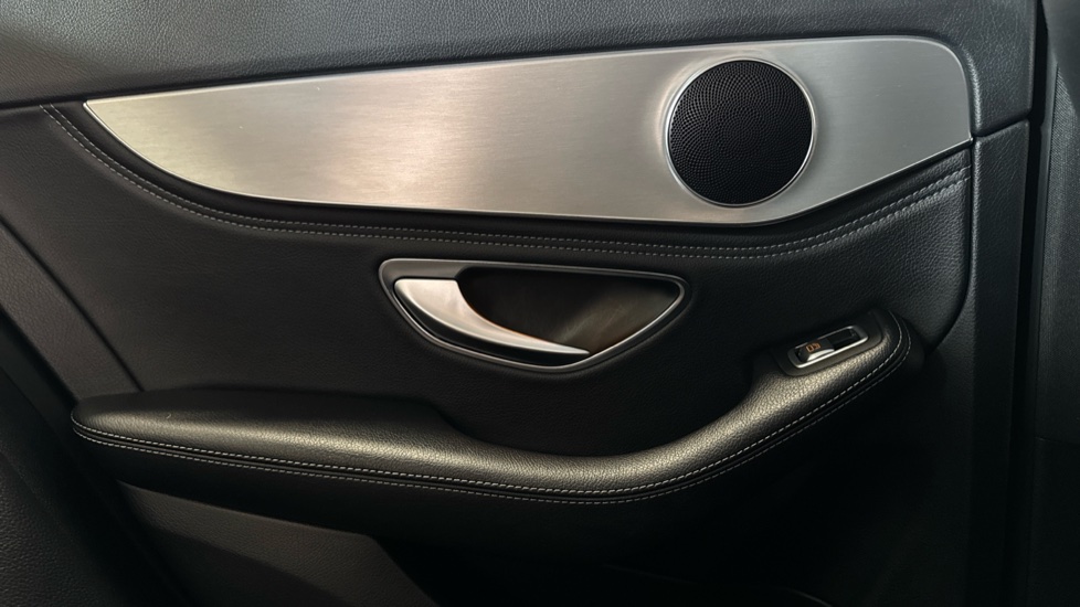 Mercedes-Benz C-Class C220 BlueTEC Sport 4dr Auto Diesel Saloon - Image 21