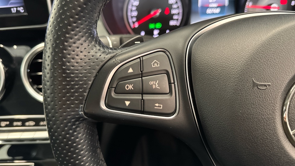 Mercedes-Benz C-Class C220 BlueTEC Sport 4dr Auto Diesel Saloon - Image 29