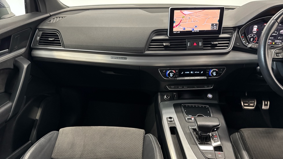 Audi Q5 40 TDI Quattro S Line 5dr S Tronic Diesel Estate - Image 14