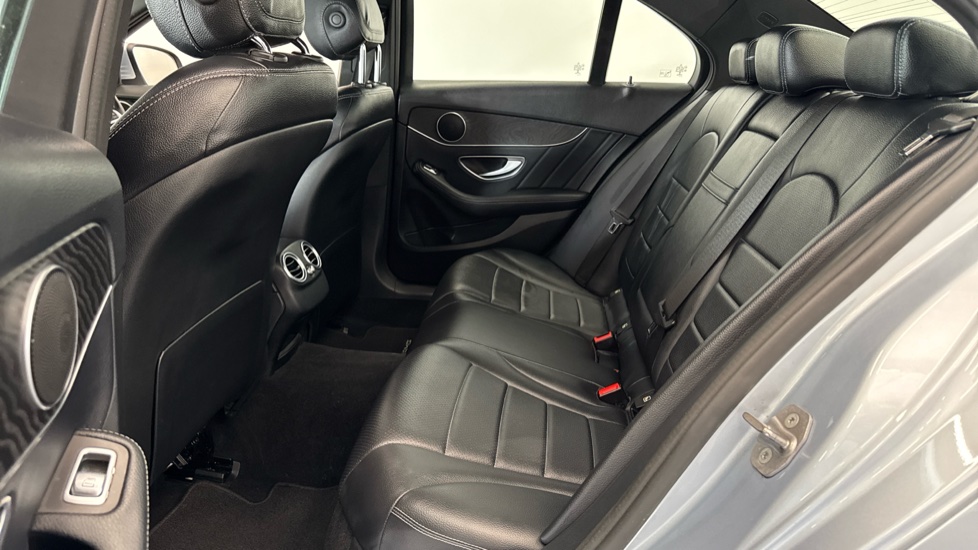 Mercedes-Benz C-Class C220d AMG Line 4dr 9G-Tronic Diesel Saloon - Image 16