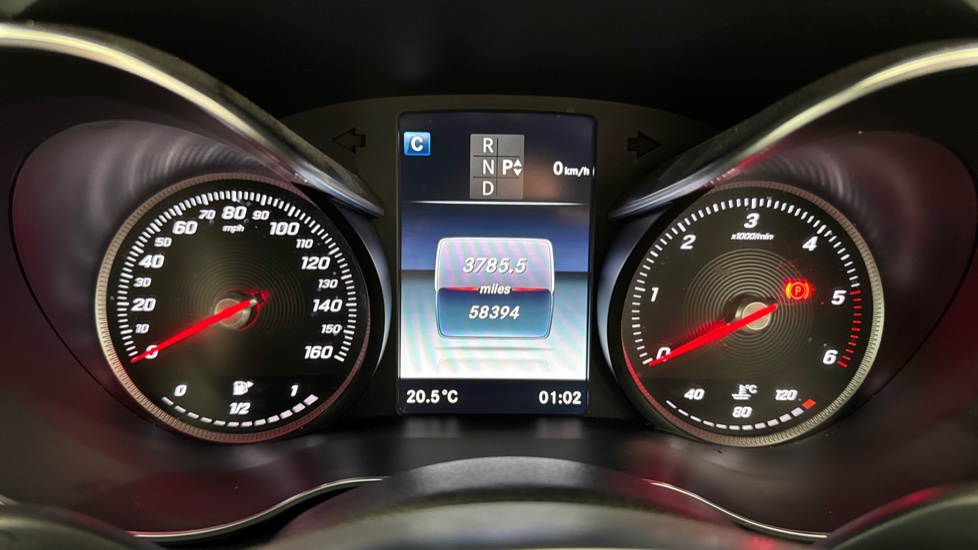 Mercedes-Benz C-Class C220d AMG Line 4dr 9G-Tronic Diesel Saloon - Image 18