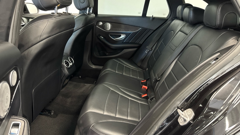 Mercedes-Benz C-Class C250d AMG Line Premium Plus 5dr 9G-Tronic Diesel Estate - Image 16