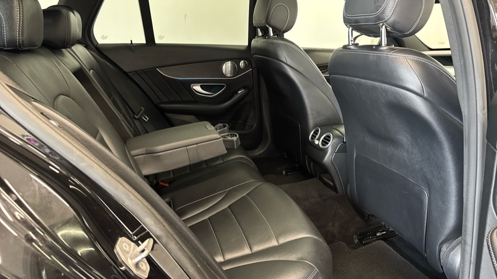 Mercedes-Benz C-Class C250d AMG Line Premium Plus 5dr 9G-Tronic Diesel Estate - Image 22