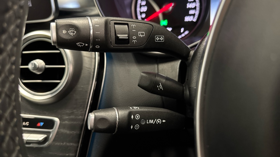 Mercedes-Benz C-Class C250d AMG Line Premium Plus 5dr 9G-Tronic Diesel Estate - Image 30
