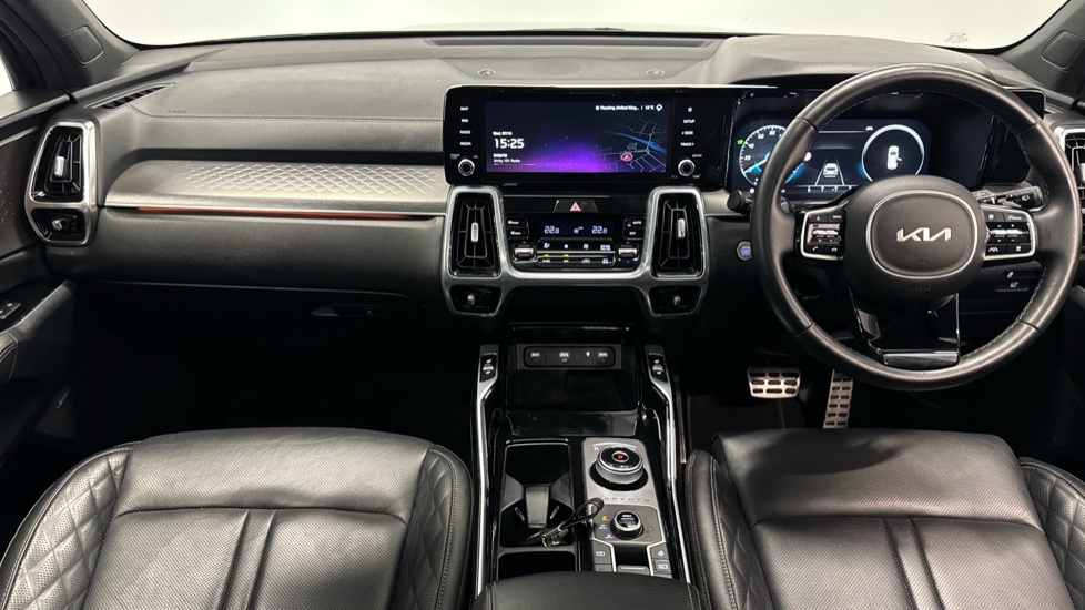 Kia Sorento 1.6 T-GDi HEV Edition 5dr Auto Hybrid Station Wagon - Image 10