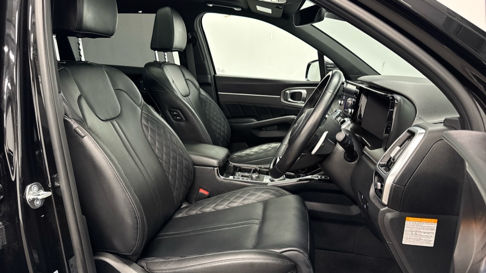 Kia Sorento 1.6 T-GDi HEV Edition 5dr Auto Hybrid Station Wagon - Image 27