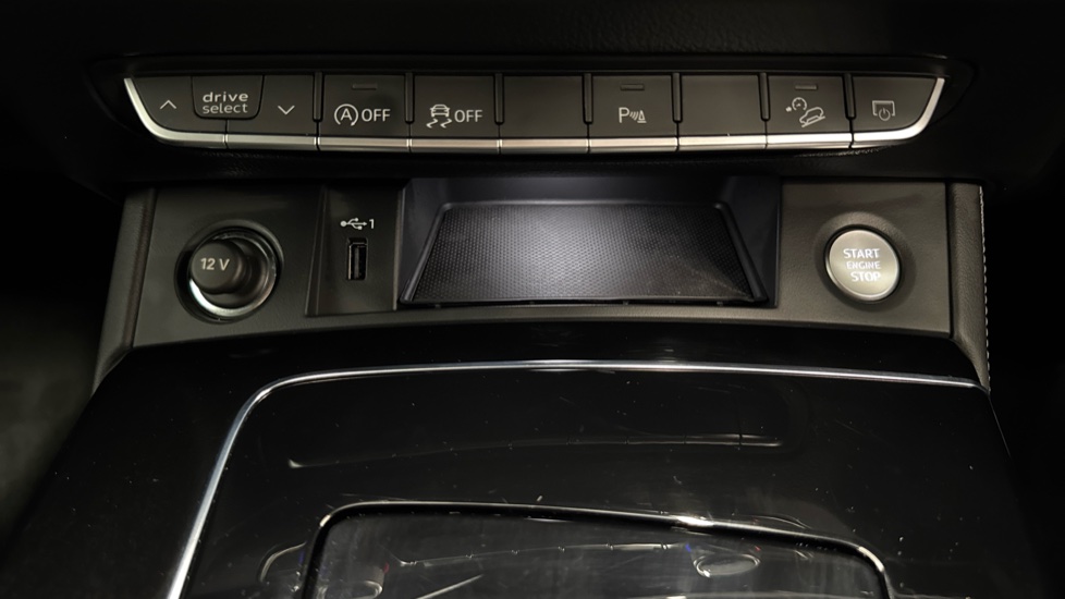 Audi Q5 40 TDI Quattro Edition 1 5dr S Tronic Diesel Estate - Image 37