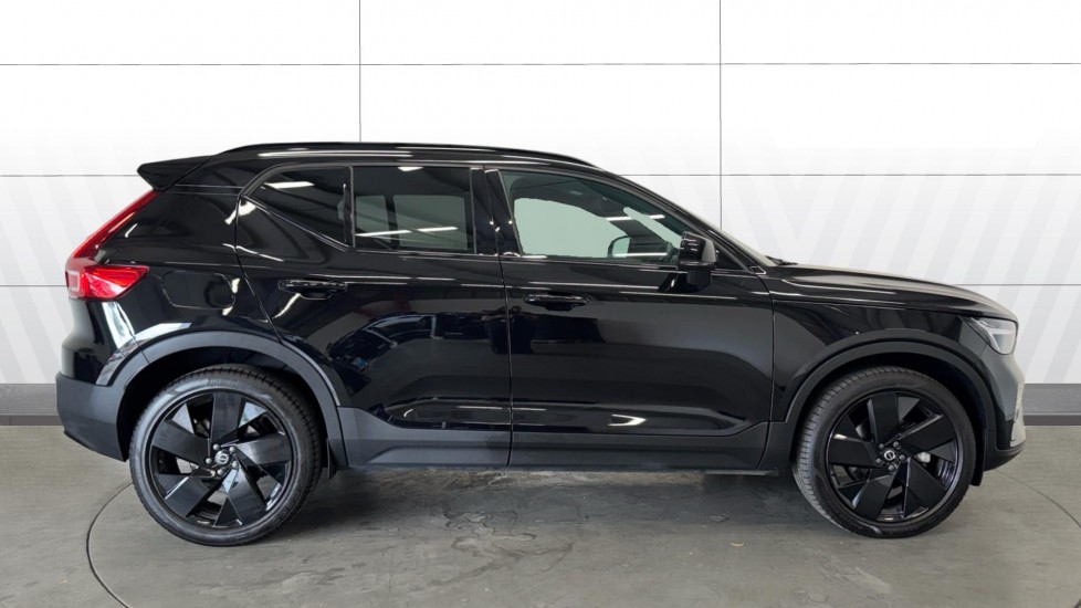 Volvo XC40 2.0 B3P Plus Black Edition 5dr Auto Petrol Estate - Image 5