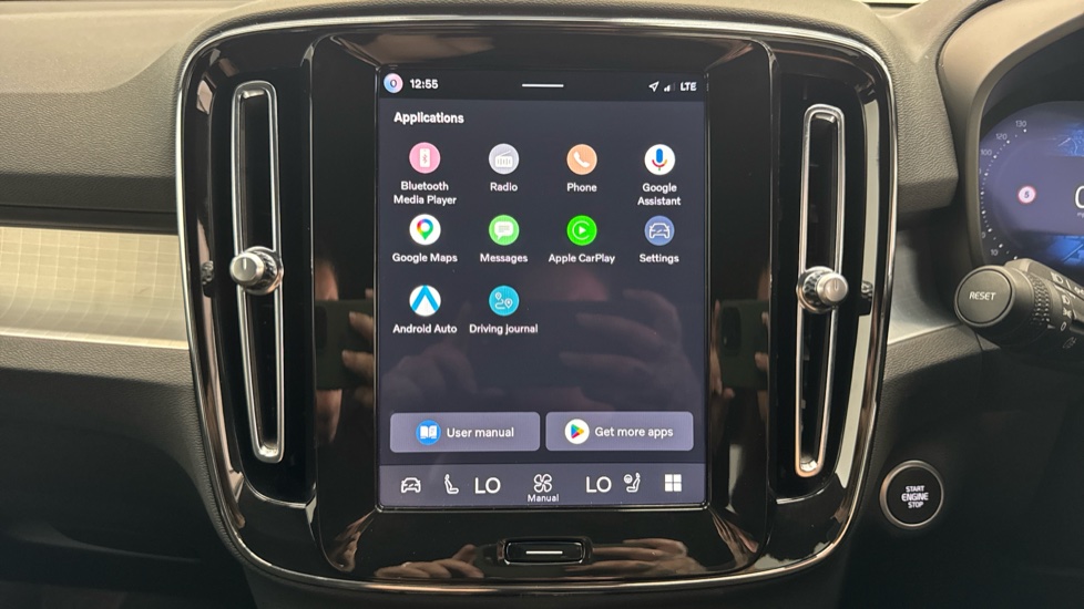 Volvo XC40 2.0 B3P Plus Black Edition 5dr Auto Petrol Estate - Image 43