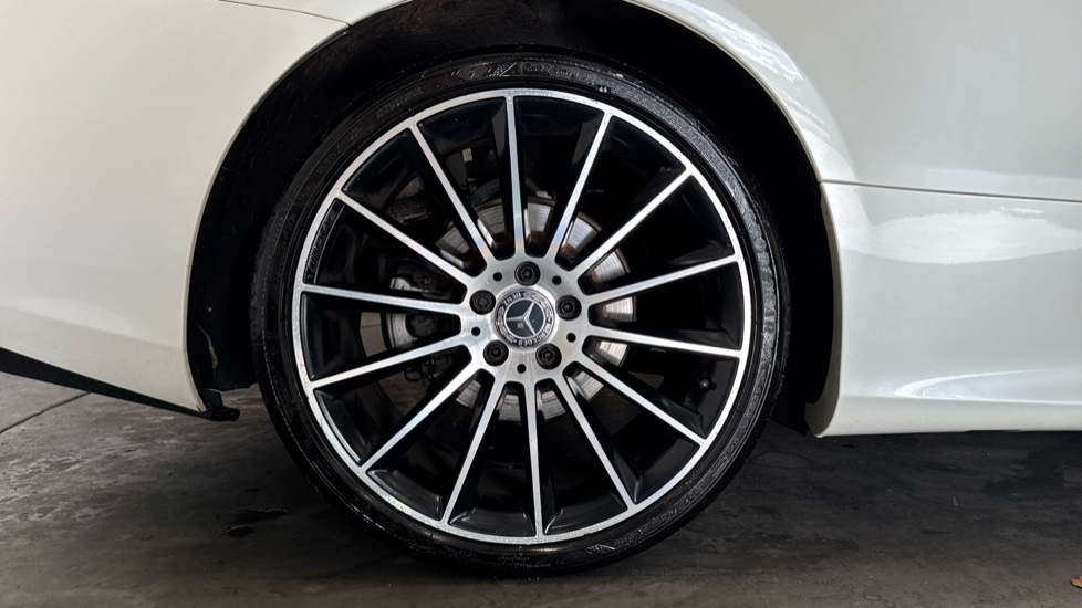 Mercedes-Benz E-Class E220d AMG Line 2dr 9G-Tronic Diesel Coupe - Image 7