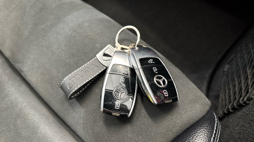 Mercedes-Benz E-Class E220d AMG Line 2dr 9G-Tronic Diesel Coupe - Image 20