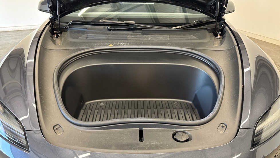 Tesla Model 3 Long Range AWD 85kWh 4dr Auto Electric Saloon - Image 8