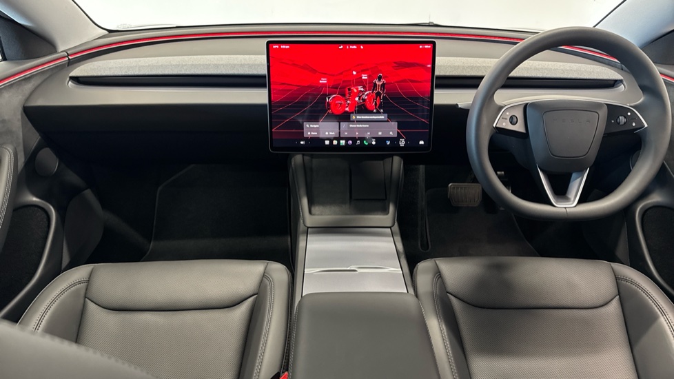 Tesla Model 3 Long Range AWD 85kWh 4dr Auto Electric Saloon - Image 10