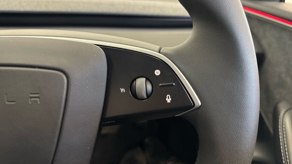 Tesla Model 3 Long Range AWD 85kWh 4dr Auto Electric Saloon - Image 29