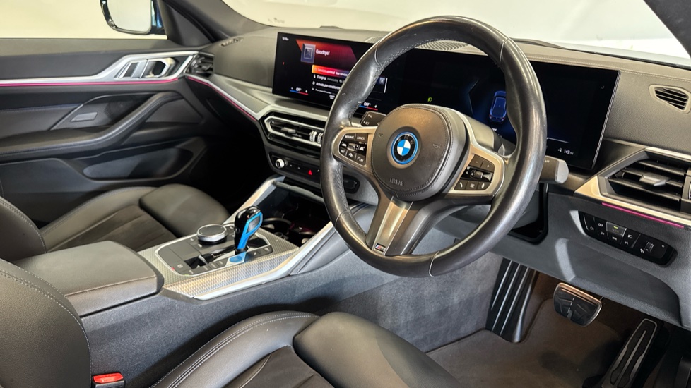 BMW i4 250kW eDrive40 M Sport 83.9kWh 5dr Auto Electric Hatchback - Image 11