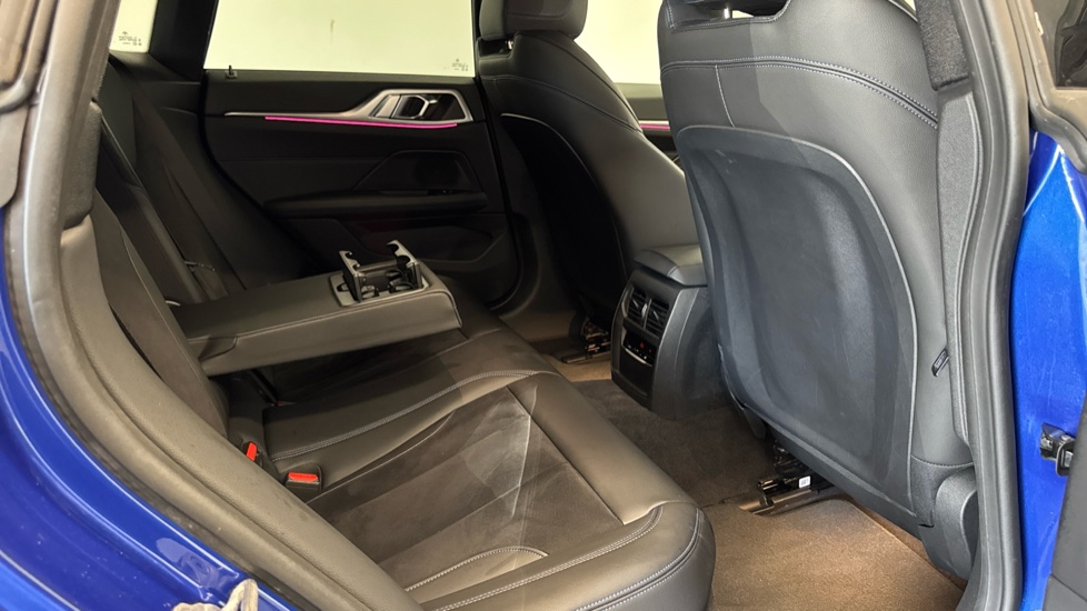 BMW i4 250kW eDrive40 M Sport 83.9kWh 5dr Auto Electric Hatchback - Image 23