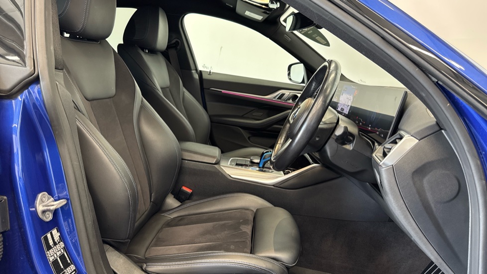 BMW i4 250kW eDrive40 M Sport 83.9kWh 5dr Auto Electric Hatchback - Image 27