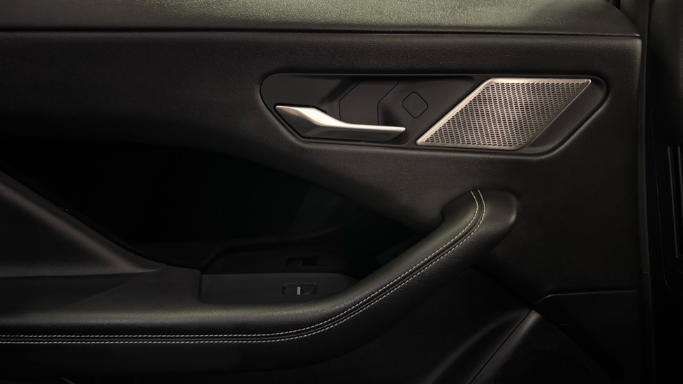 Jaguar I-Pace 294kW EV400 R-Dynamic S 90kWh 5dr Auto Electric Estate - Image 22