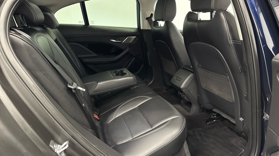 Jaguar I-Pace 294kW EV400 R-Dynamic S 90kWh 5dr Auto Electric Estate - Image 23