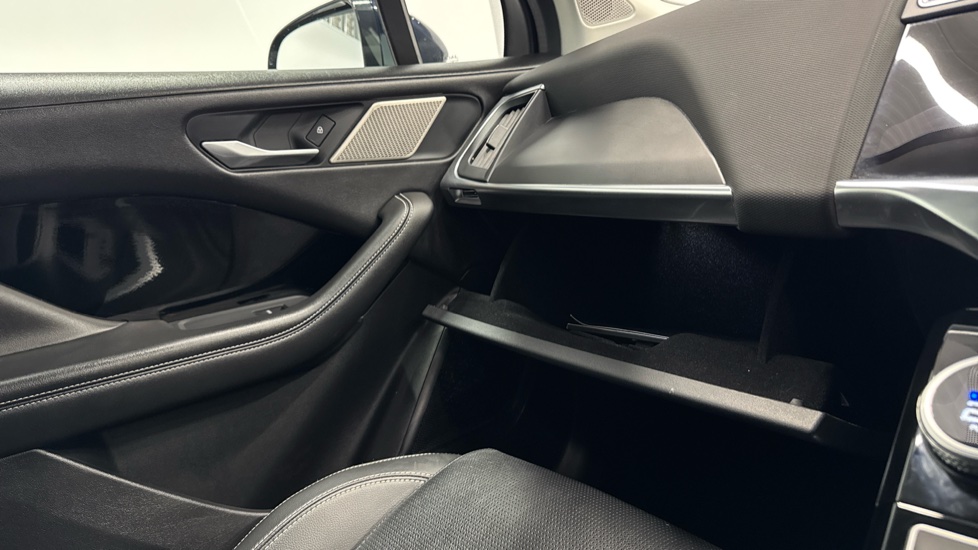 Jaguar I-Pace 294kW EV400 R-Dynamic S 90kWh 5dr Auto Electric Estate - Image 36