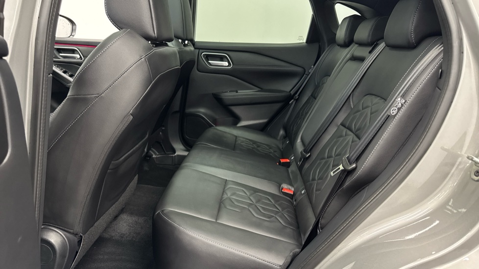 Nissan Qashqai 1.5 E-Power Tekna 5dr Auto Hybrid Hatchback - Image 16