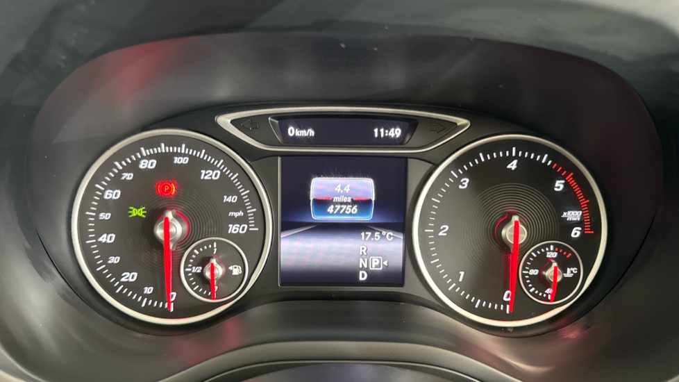 Mercedes-Benz B-Class B180d Sport Executive 5dr Auto Diesel Hatchback - Image 18