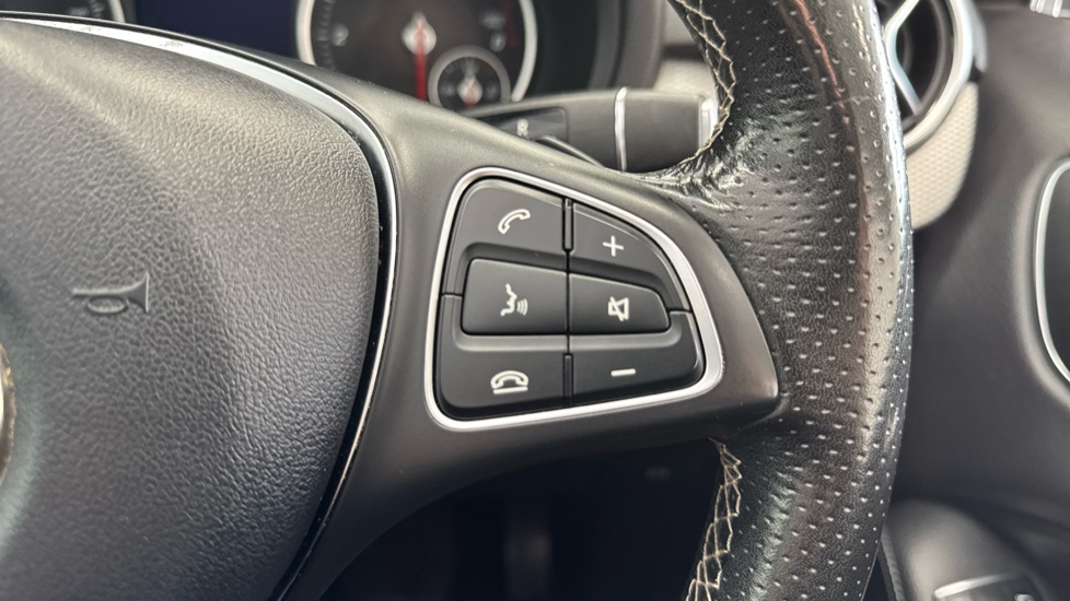 Mercedes-Benz B-Class B180d Sport Executive 5dr Auto Diesel Hatchback - Image 28