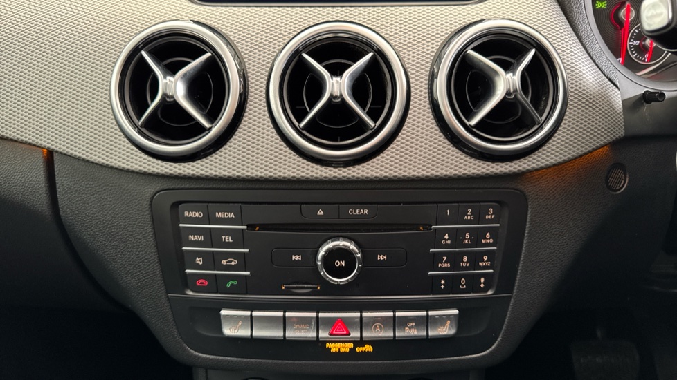Mercedes-Benz B-Class B180d Sport Executive 5dr Auto Diesel Hatchback - Image 31