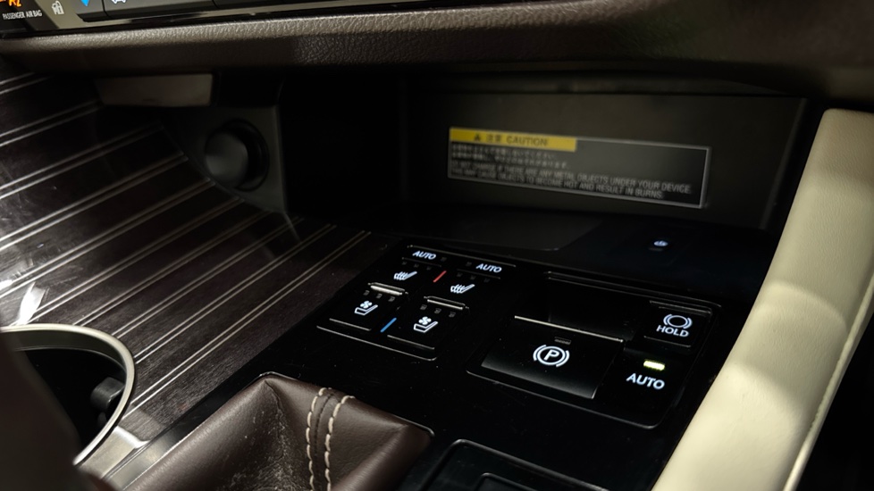 Lexus RX 450h L 3.5 Takumi 5dr CVT Hybrid Estate - Image 36