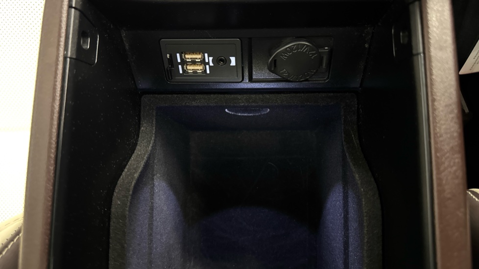 Lexus RX 450h L 3.5 Takumi 5dr CVT Hybrid Estate - Image 39