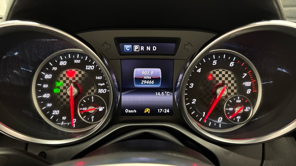Mercedes-Benz SLC 300 AMG Line 2dr 9G-Tronic Petrol Roadster - Image 18
