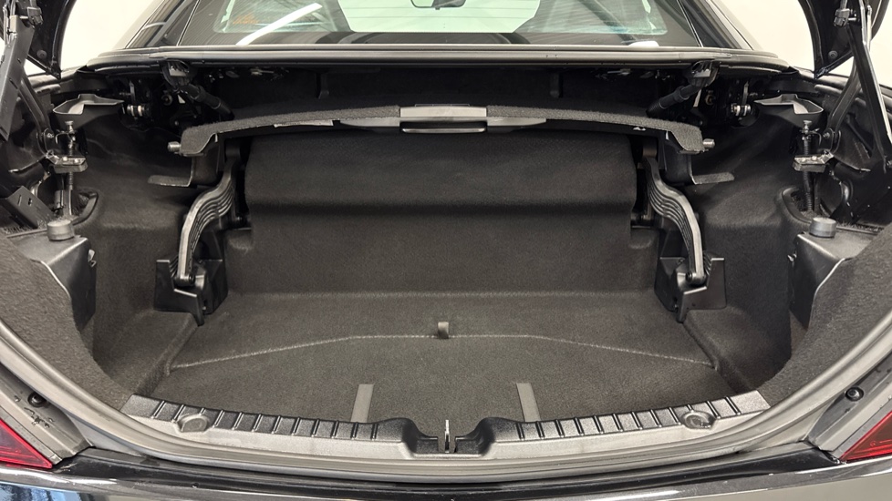 Mercedes-Benz SLC 300 AMG Line 2dr 9G-Tronic Petrol Roadster - Image 45